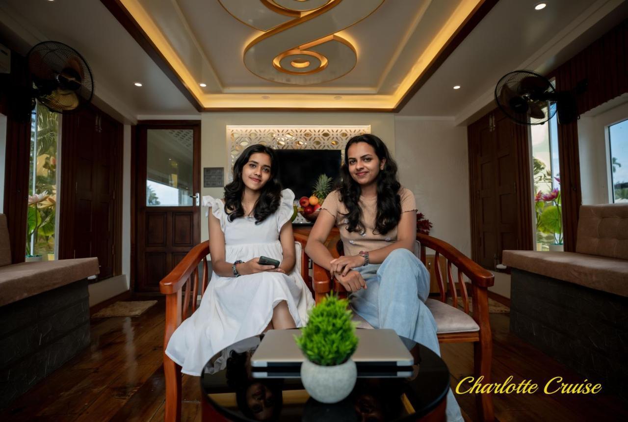 Charlotte Cruise House Boat Hotel Alappuzha Exterior foto
