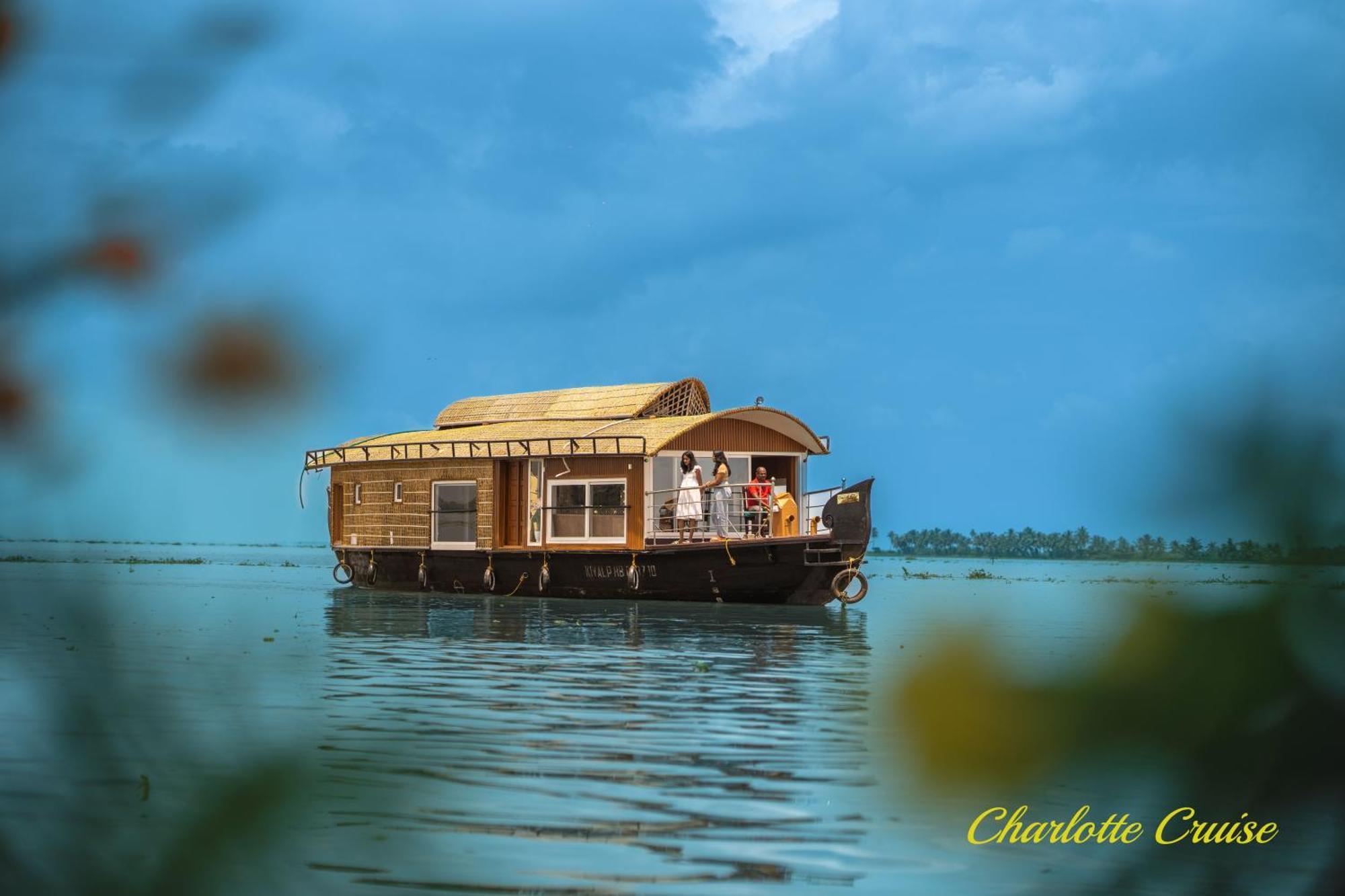 Charlotte Cruise House Boat Hotel Alappuzha Exterior foto