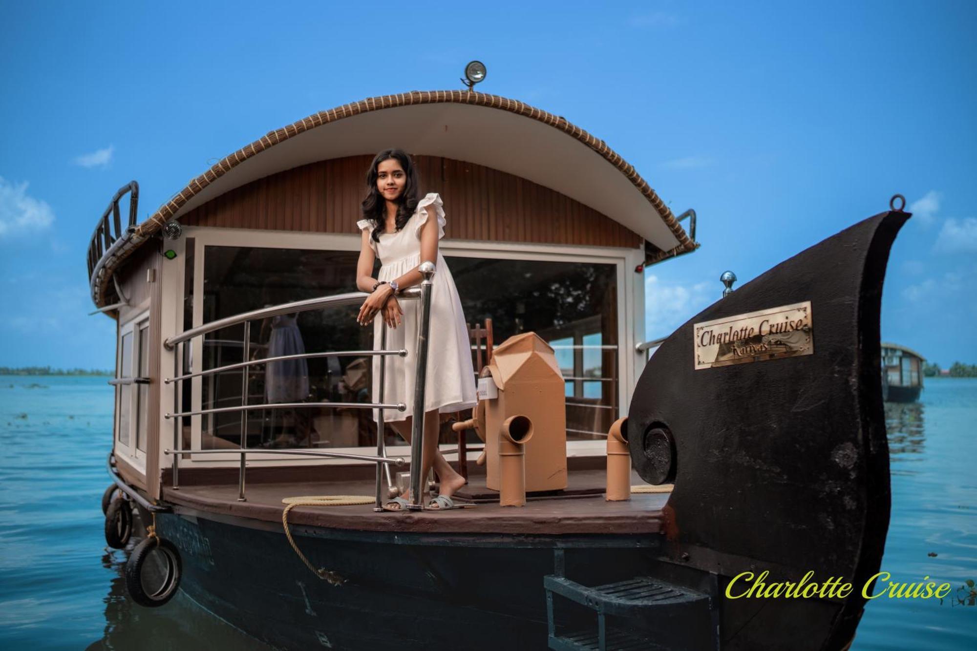 Charlotte Cruise House Boat Hotel Alappuzha Exterior foto